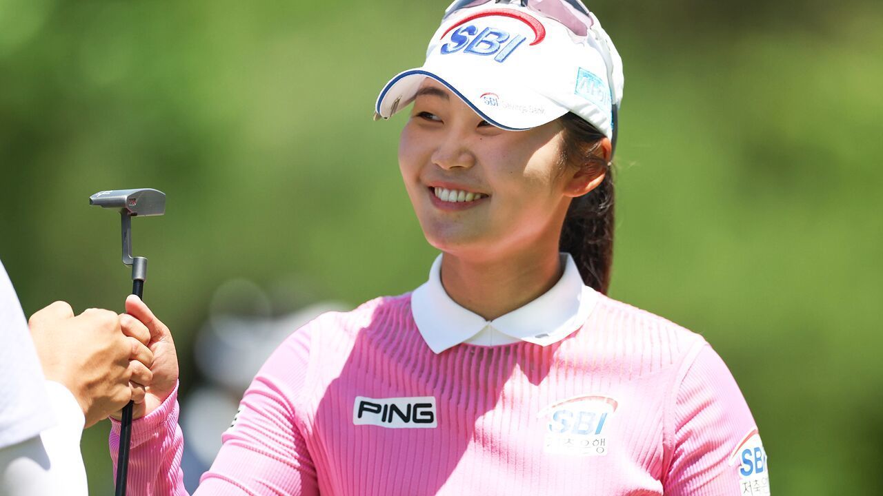 올해 신인상 주인공은 점점 미궁으로! 눈도장 제대로 찍은 루키 김지윤2 [인사이드 KLPGA] 썸네일
