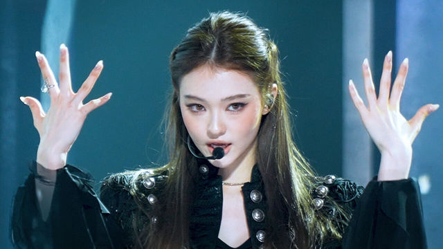 [페이스캠] 미야오 엘라 '띠로리 (DDI RO RI)' (MEOVV ELLA FaceCam)