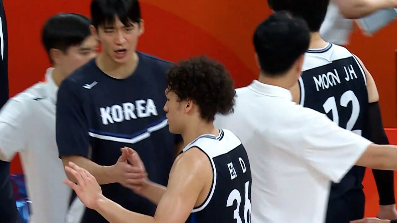 2쿼터 막판 허용한 2점, 3쿼터 노리는 대한민국 [농구 조별리그 최종전 대한민국 vs 일본] 썸네일