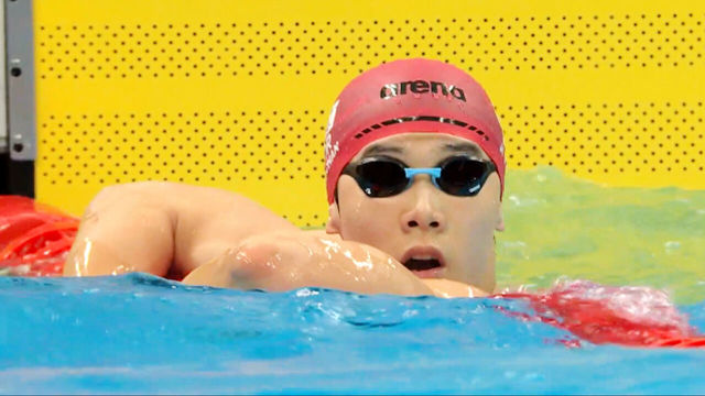 총알 같은 스피드를 보여주는 지유찬의 레이스 [수영 남자 자유형 50m 예선]