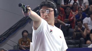 5발 중 1발 명중, 흔들린 모습을 보인 윤서영 6위 기록 [사격 남자 25m 속사 권총]