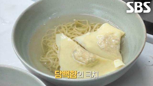 ‘난면 국수’ 달인의 맑고 담백한 육수 만드는 비법 (ft. 구엄닭)