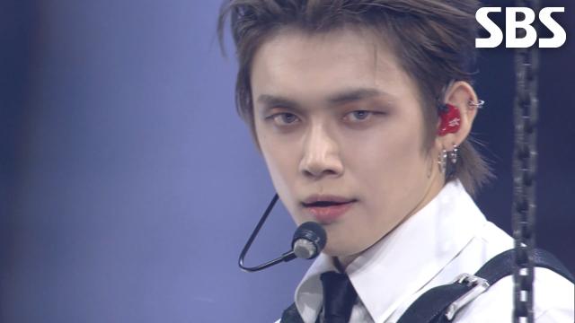 투모로우바이투게더 - Upside Down Kiss   Danger♬