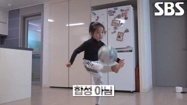 100개는 기본으로 넘기는 6살 축구 리프팅 달인의 리프팅 실력★