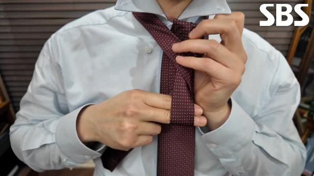 가장 쉽고 빠르게 맬 수 있는 미국식 넥타이 매듭★