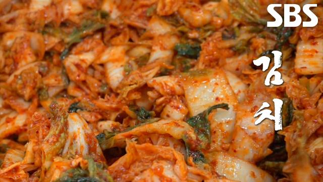비빔국수의 핵심인 ‘김치 양념’ 만드는 달인만의 비결 공개★