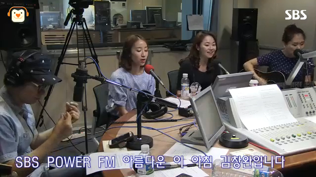 쿠커리츄,바버렛츠 라이브 (아름다운이아침김창완입니다,아침창, 2014년 6월 4일) 썸네일