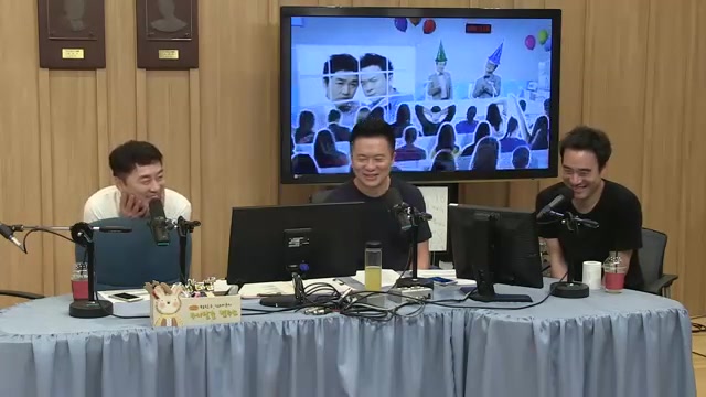배성우,  6살 차이 동생 배성재, 점점 겁 없어져 까불어  폭로(두시탈출컬투쇼,2016년7월5일) 썸네일