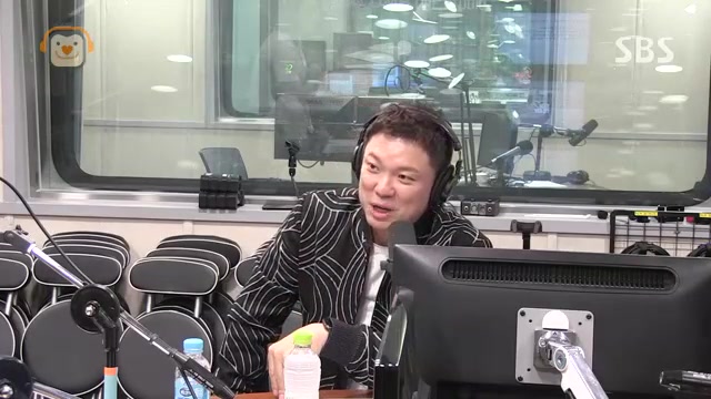 정성화,  뮤지컬 '영웅'으로 상 몰아 받은 것 같다. (송은이김숙의언니네라디오,2016년9월28일) 썸네일