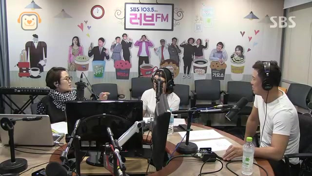 정성화가 부르는 '지금 이 순간'(송은이김숙의언니네라디오,2016년9월28일) 썸네일