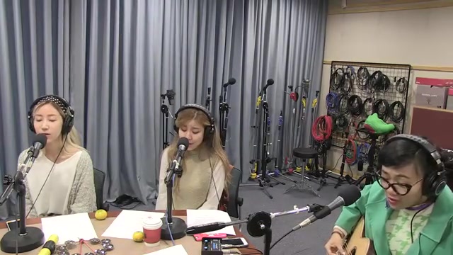 가시내들, 바버렛츠 라이브(아름다운이아침김창완,2016년10월12일) 썸네일