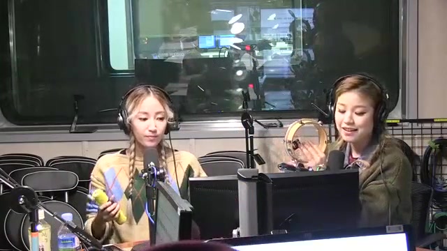 Love Shoes, 바버렛츠 라이브(송은이김숙의언니네라디오,2016년11월9일) 썸네일