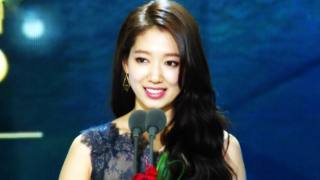 박신혜, 중편부문 여자 최우수상 수상 ‘제게 과분한 상’