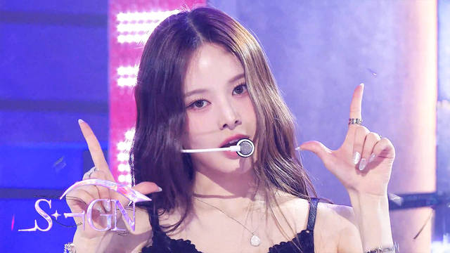 솔라, NiziU, izna 등