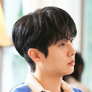 최우식 김우주