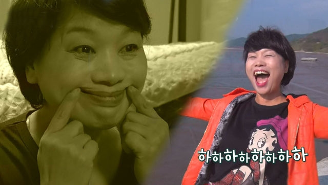 생방송 투데이 : “하하하” 혼자 웃으며 노는 여인의 남다른 사연은? : SBS