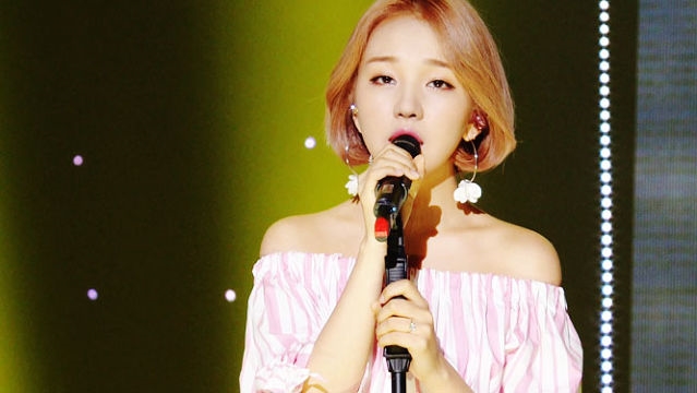 정주행의 아이콘! 모든 여자들을 공감시키는 무대! 백아연 '쏘쏘'