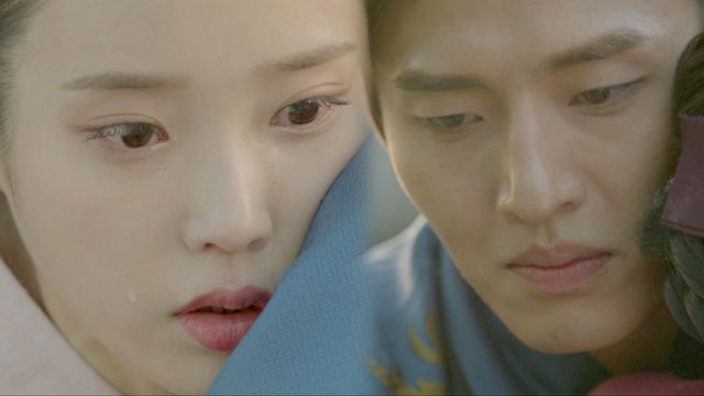 이지은, 강하늘 품에 안겨 눈물…“이준기 조심해”