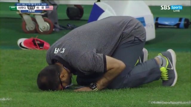 [미국 vs 사우디] 집중력을 보여주는 알람리, 동점골을 만드는 헤더