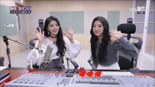 러블리한 겨울밤을 함께 보내고픈 러블리즈의 '더 라디오 쇼  1부'