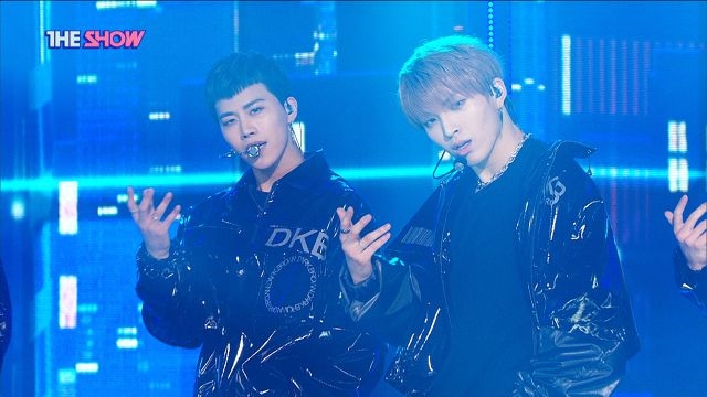 아련한 눈빛의 강렬한 퍼포먼스, 다크비(DKB) '오늘도 여전히 (Still)'