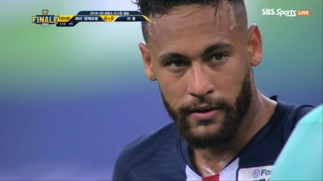 ‘119분’ 승리를 위한 네이마르의 마지막 프리킥 [PSG vs 리옹]