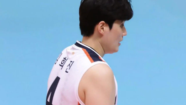 연속 서브 에이스로 분위기 가져오는 김희진 [GS칼텍스 vs IBK기업은행]