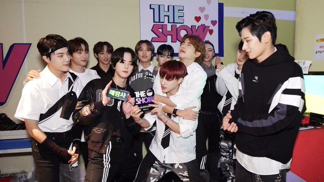 라붐 (LABOUM), 더보이즈 (THE BOYZ) Play List 백스테이지 [비하인드 더 쇼 211109]
