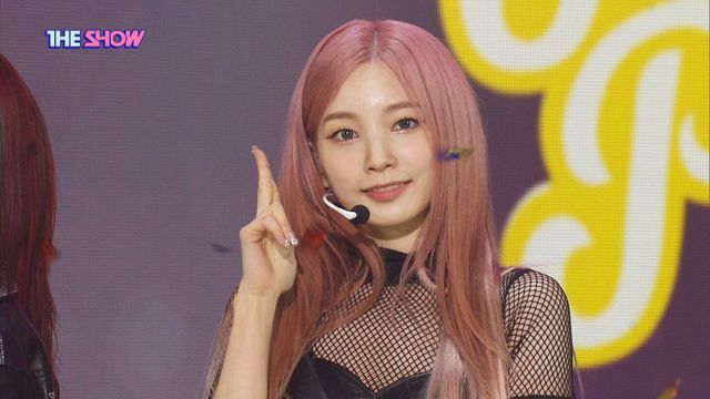 [Comeback] 무대를 찢는 강렬한 카리스마, 로켓펀치(Rocket Punch) 'CHIQUITA'