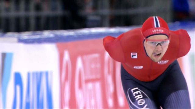뜨거운 응원속에 파란불 켜고 들어오는 요한슨 [세계선수권 남자 1500m]
