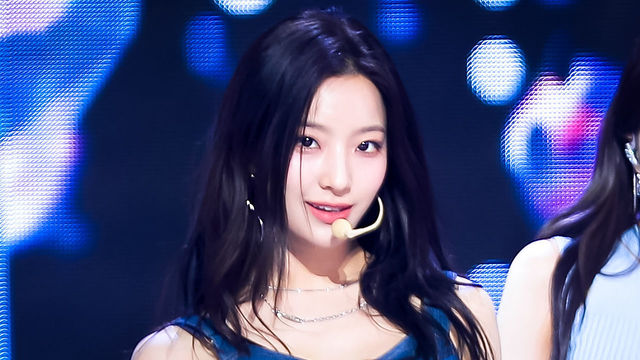 [페이스캠] 프로미스나인 이새롬 '#menow' (fromis_9 LEE SAE ROM FaceCam)