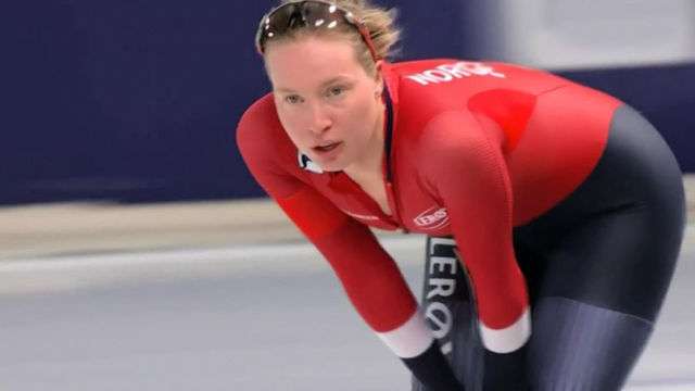 마지막 코스에서 멋진 추월 보여준 비클룬드 [3차 월드컵 여자 1000m]