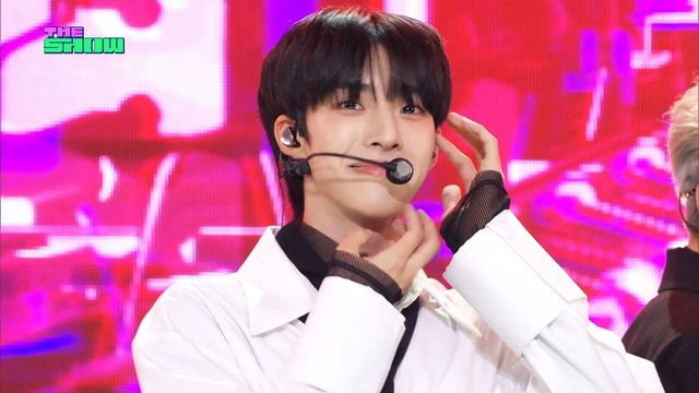 YOUNITE - GEEKIN [THE SHOW 240514]