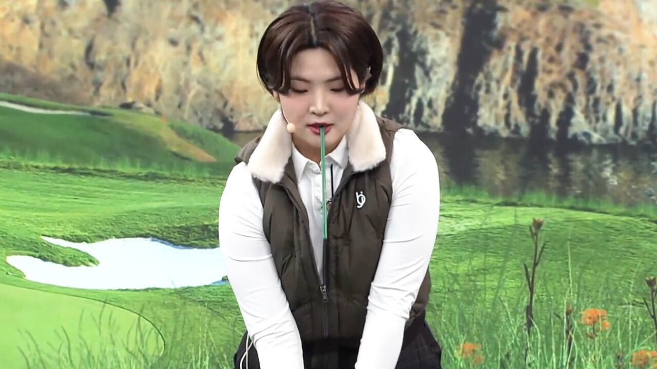 [한정은 레슨] 빨대로 쉽게 알 수 있는 ‘백스윙’ 머리 회전의 기준점
