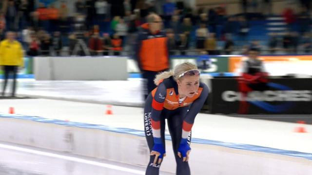 동메달을 가져가는 마리케 그뢰네우드 [월드컵 2차 여자 1500m]